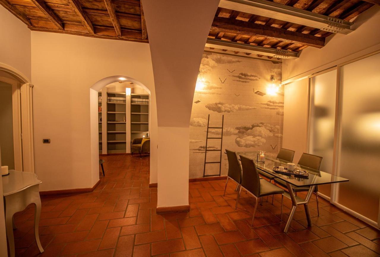 Anna Trevi - Luxury In * Roma